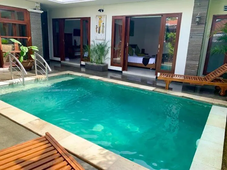 Villa Vino - Legian - 3 Bedroom, 3 Bathroom Private Villa Seminyak