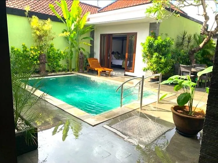 Villa Vino - Legian - 3 Bedroom, 3 Bathroom Private Villa Seminyak