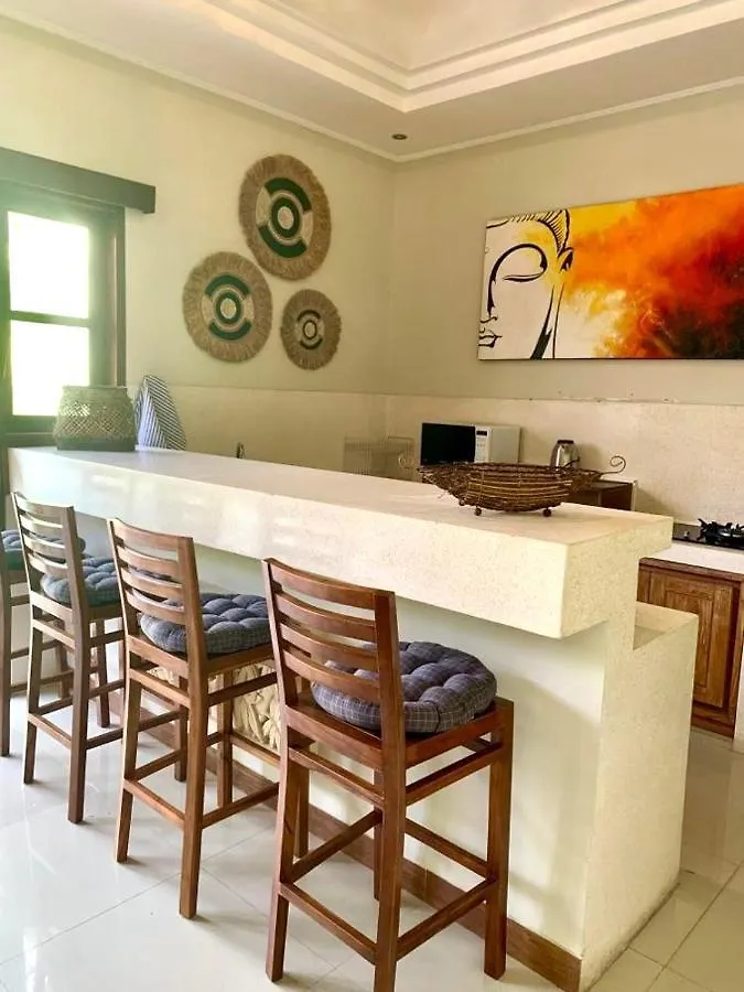 Villa Vino - Legian - 3 Bedroom, 3 Bathroom Private Villa Seminyak  0*, Seminyak (Bali)