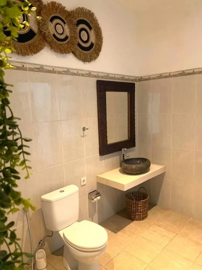 Villa Vino - Legian - 3 Bedroom, 3 Bathroom Private Villa Seminyak  Indonesia